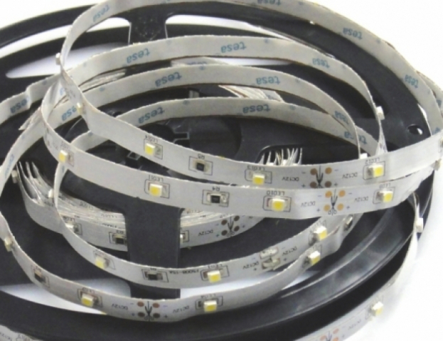 LEDmaster Prémium 30 LED/méteres 12 V-os beltéri meleg fehér LED szalag