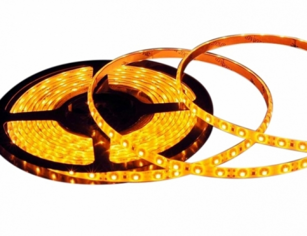 LEDmaster Prémium 60 LED/méteres 12 V-os vízálló sárga 5050 LED szalag 5m/ tekercs 