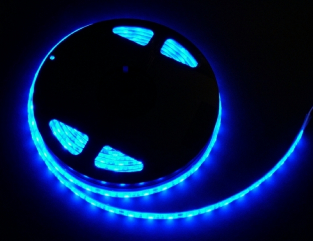 LEDmaster Prémium 60 LED/méteres 12 V-os vízálló kék 5050 LED szalag