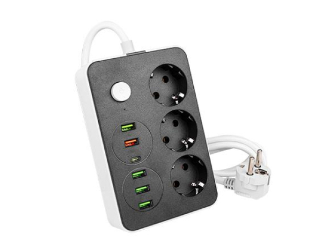 MasterLED Remo fekete/fehér színű 3-as hosszabító, 2m-es kábellel 5 x USB, 1 x USB-C