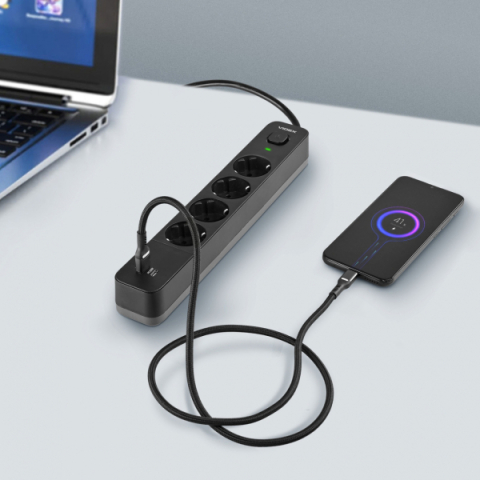 Videx Oncord fekete színű 4-es hosszabbító kapcsolóval, 3m-es kábellel, 1 x USB + 1 x USB-C