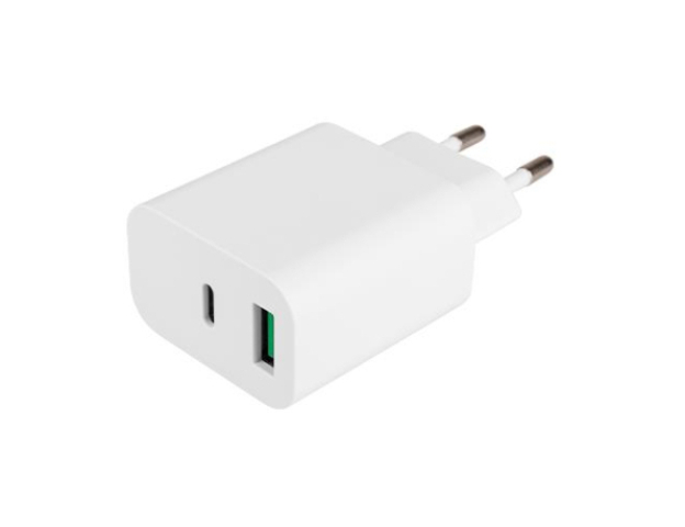 MasterLED gyorstöltő 20 W-os 1 x USB-C, 1 x USB-A fehér adapter 